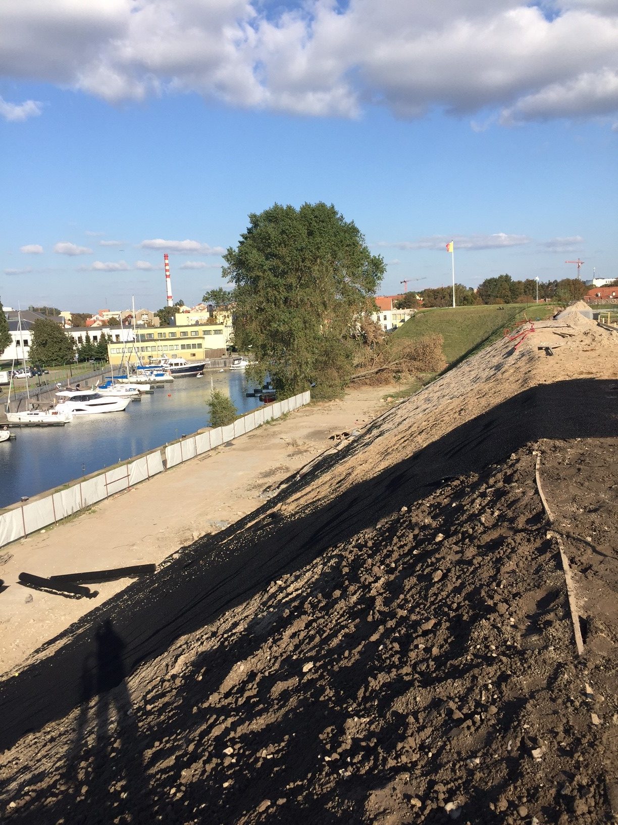 sintetinių paklotų įrengimas