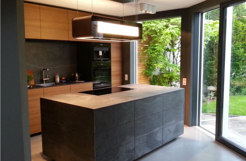 Slate lite lankstus akmuo